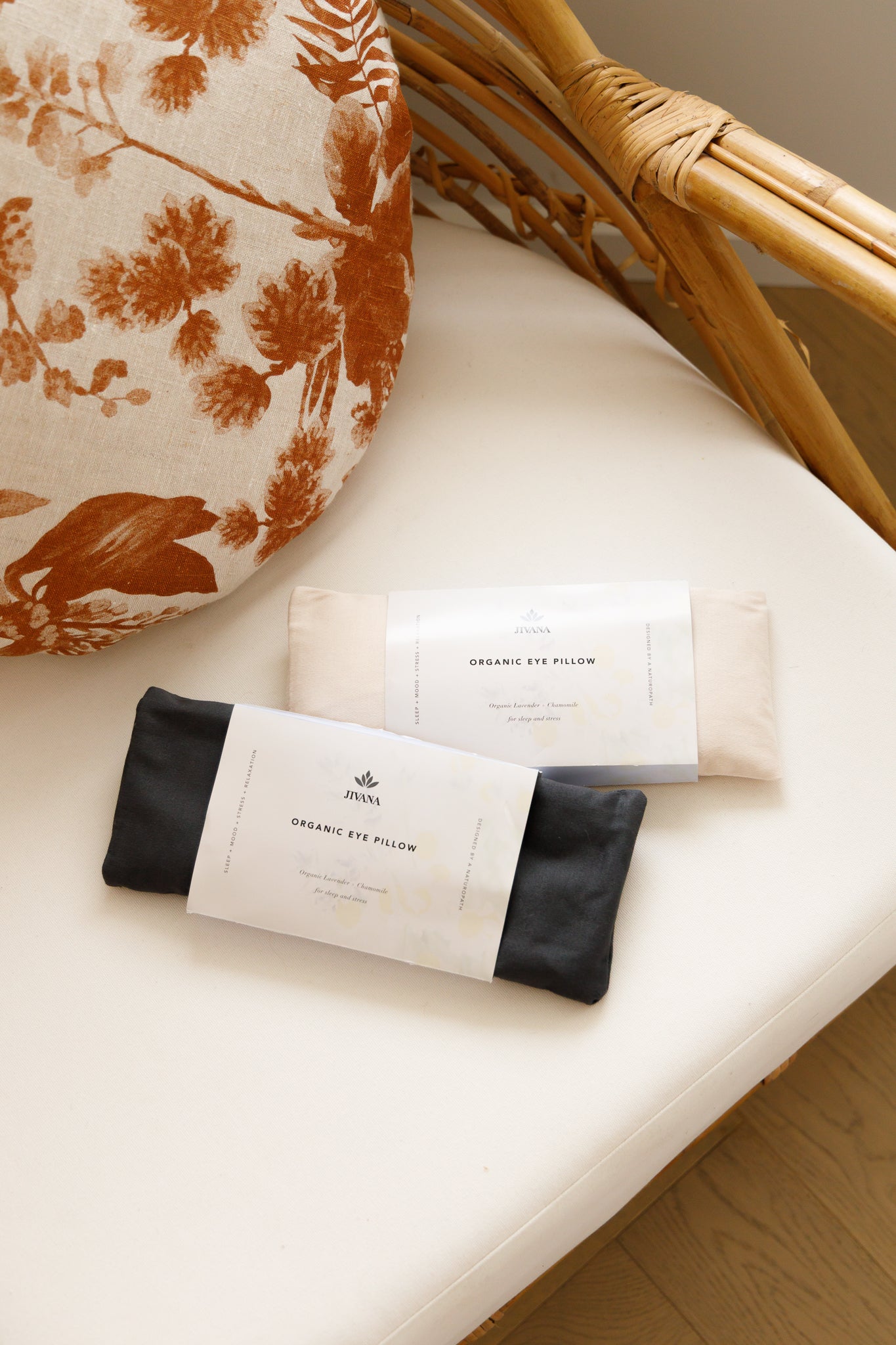 Lavender + Chamomile Eye Pillow | Organic | Gray / Beige