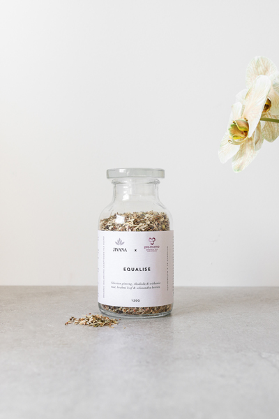 Adaptogen organic ashwaganda herbal tea